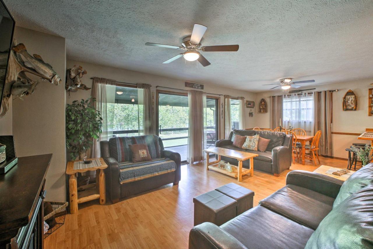 Lakefront Table Rock Home With Fire Pit! Golden Exterior photo