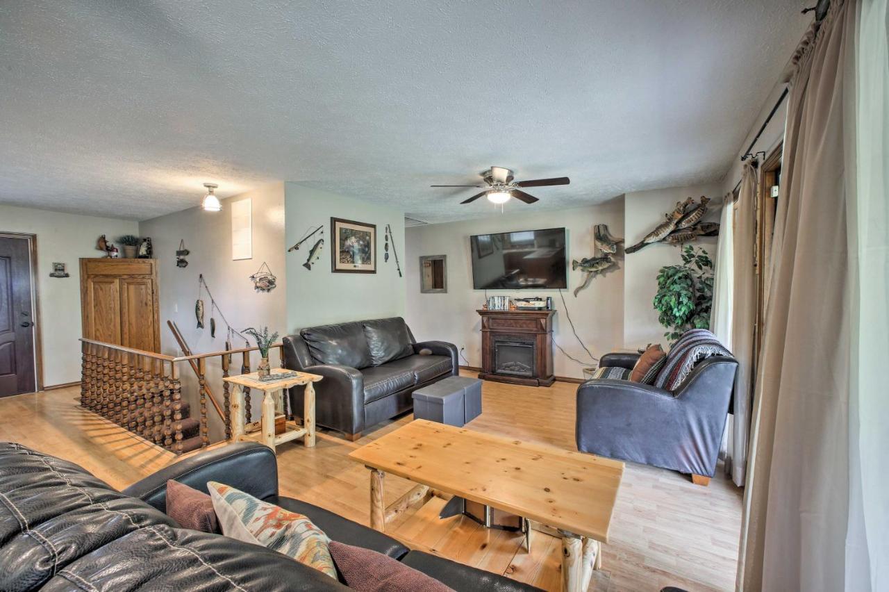 Lakefront Table Rock Home With Fire Pit! Golden Exterior photo