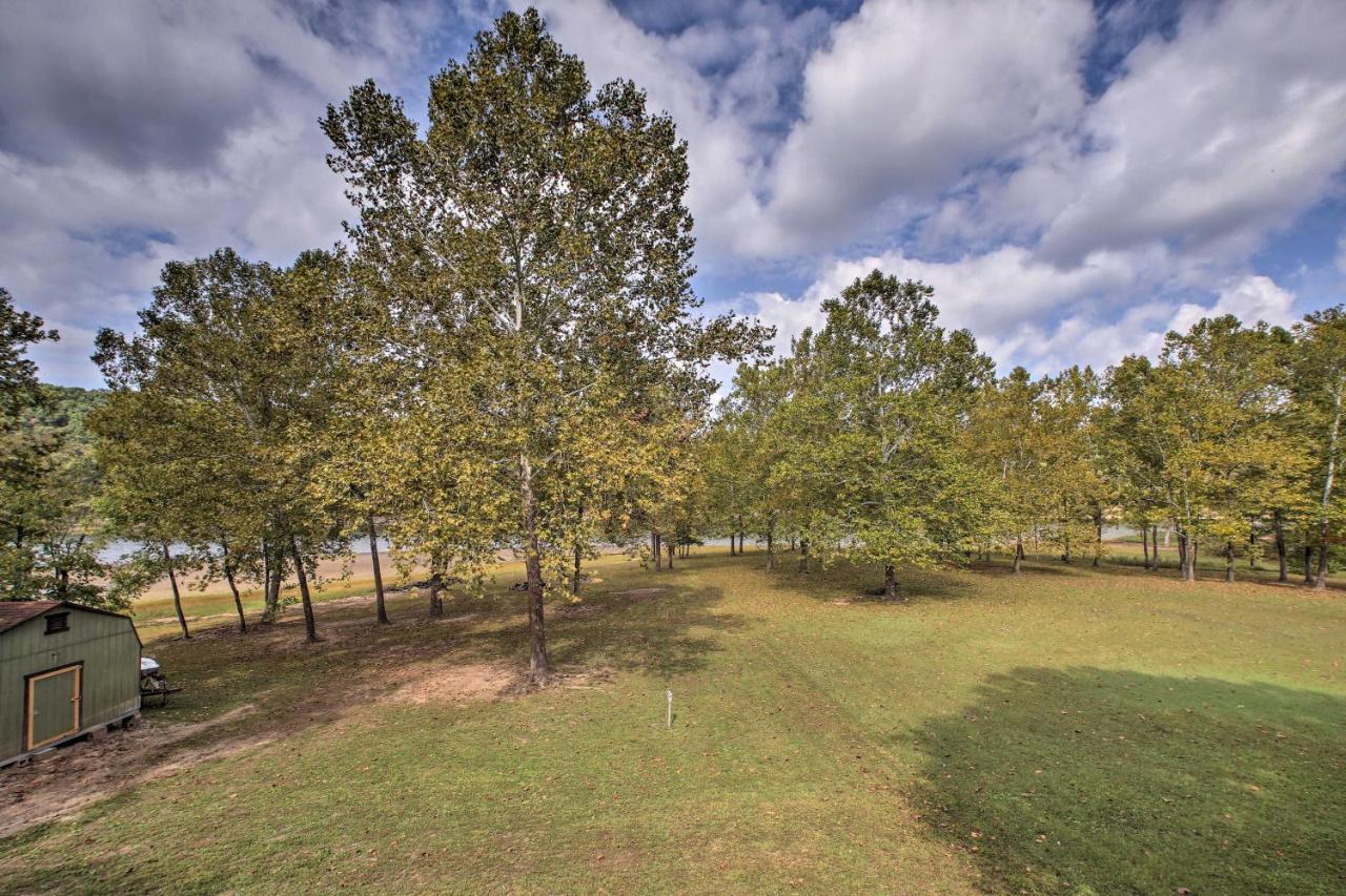 Lakefront Table Rock Home With Fire Pit! Golden Exterior photo