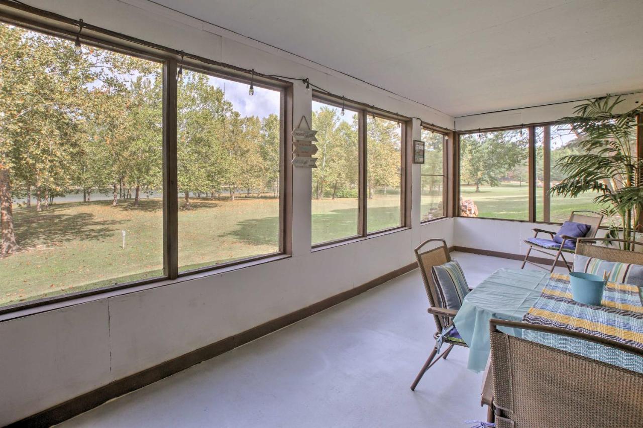 Lakefront Table Rock Home With Fire Pit! Golden Exterior photo