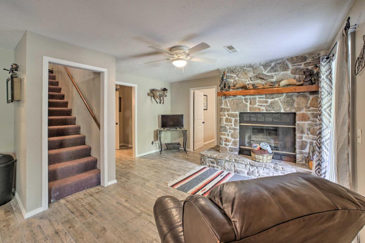 Lakefront Table Rock Home With Fire Pit! Golden Exterior photo